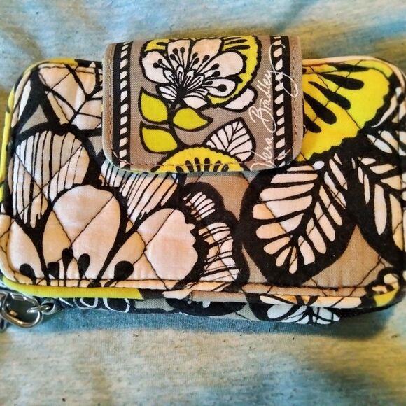 Vera Bradley Smartphone Wristlet in Citron Retired 100% Cotton Multicolor Floral - Picture 1 of 8
